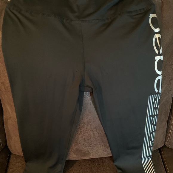 Bebe black capris